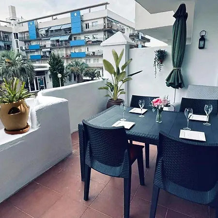 Xaloc Apartment Roses